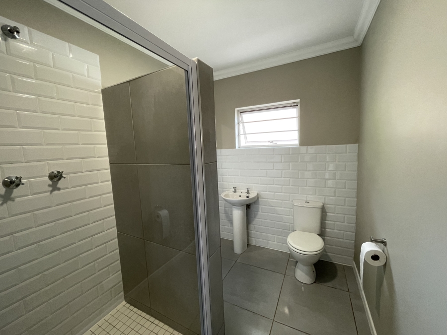 4 Bedroom Property for Sale in Berea Eastern Cape